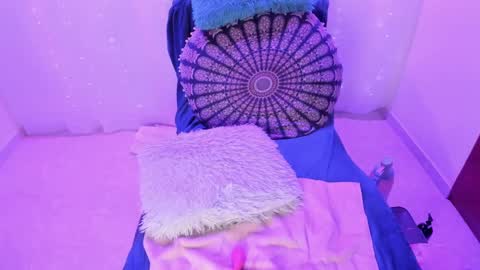 Alice  online show from December 26, 2:01 am