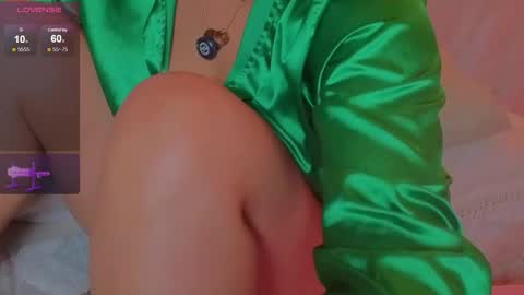 Alice Benette  online show from January 19, 3:27 am