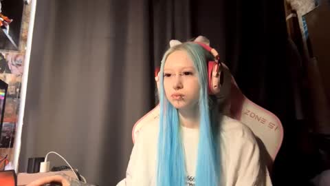 Lina online show from February 10, 10:29 am