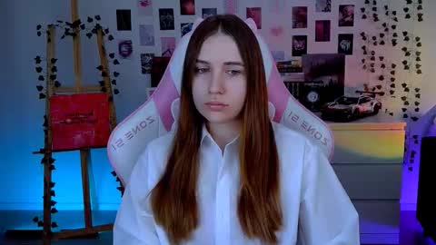 alicecharmy online show from October 10, 5:35 am