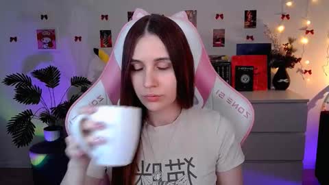 alicecharmy online show from February 25, 5:27 pm