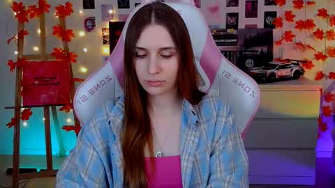 alicecharmy online show from November 17, 8:17 am