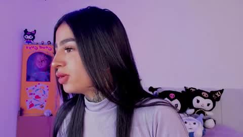 Alice  online show from November 3, 5:03 pm