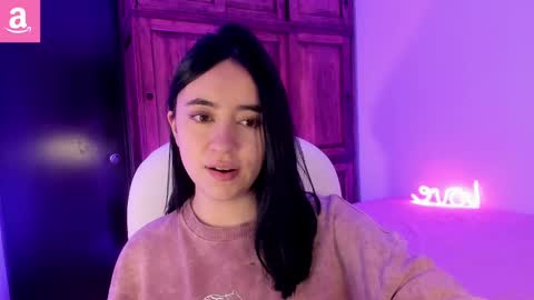 Snapshot of alicee_2 chatting on March 3, 8:11 pm Aliceee  ..   97YP9VWGZHrefnav wishlist lists 1 online show from March 3, 8:11 pm