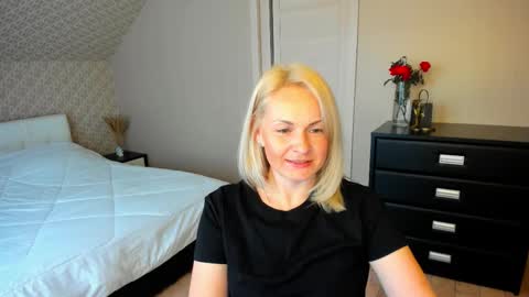 Alicee online show from November 19, 9:19 am