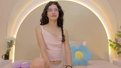 alice online show from September 9, 8:09 pm