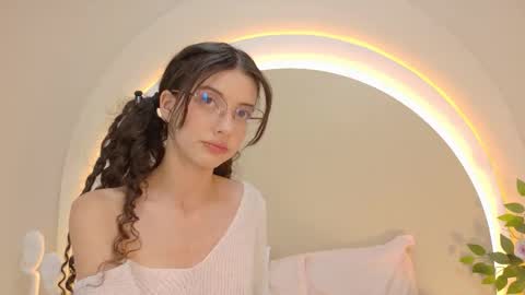 alice online show from November 29, 7:32 pm