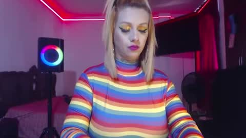 aliceesmiths online show from February 7, 6:45 pm