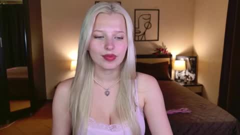 Alice online show from May 21, 4:13 pm