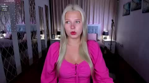 Alice online show from June 26, 10:32 am