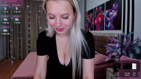 Snapshot of alicefreman chatting on January 7, 11:58 am Alice online show from January 7, 11:58 am
