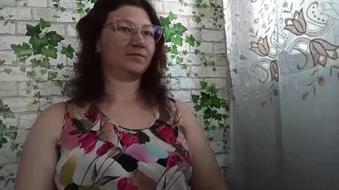 Alice online show from May 4, 7:04 am