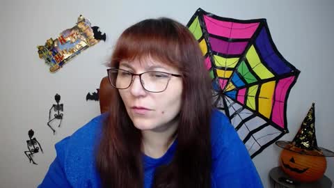 AliceInks online show from November 1, 7:07 am