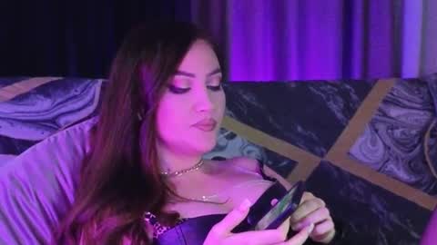 alicejameson online show from September 10, 9:27 pm