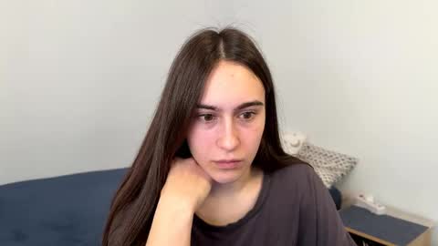 alicekollt online show from May 5, 6:08 am