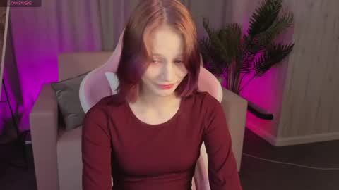 alicekruze online show from June 5, 1:45 am