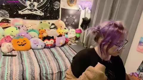 Alice Liddell online show from April 20, 6:05 am