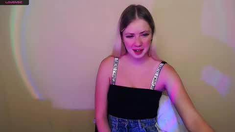 Alice online show from October 14, 12:30 pm