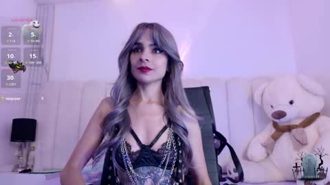 alicenoir_ online show from September 9, 11:16 pm