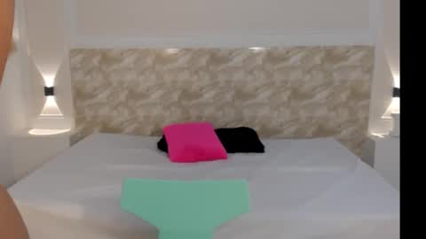 AliceRoss online show from November 22, 8:18 pm