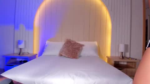 ALICE online show from January 18, 7:56 pm