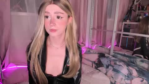 from wonderland online show from March 2, 3:30 pm