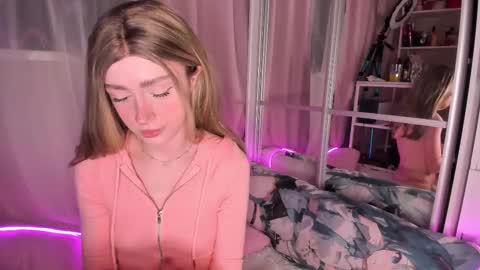 from wonderland online show from February 26, 4:21 pm