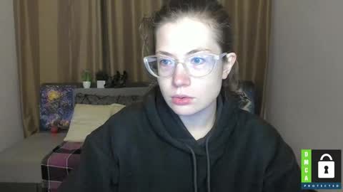 Alicia online show from September 30, 11:10 am