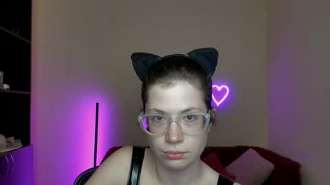 Alicia online show from March 2, 12:32 pm