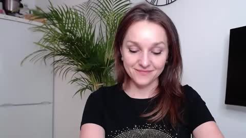 Alicia online show from February 19, 3:27 pm