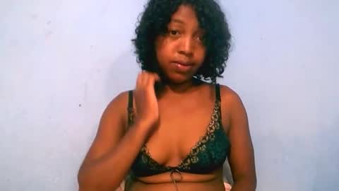 alicianah online show from January 13, 8:44 am