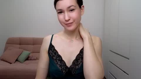 alicianoveli online show from February 14, 5:19 am