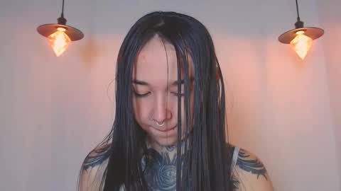    online show from March 20, 2:27 am