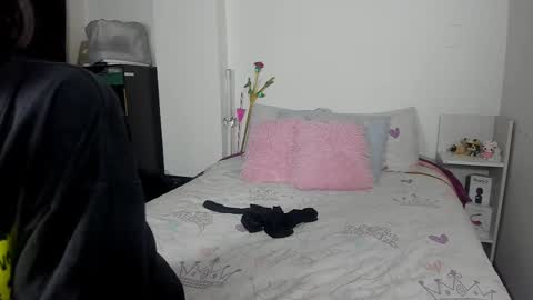 Aiko  Independent Model  online show from March 11, 2:10 am