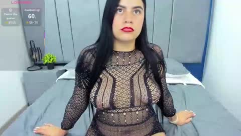Snapshot of aliison_hott chatting on October 21, 10:02 pm Aliison Hott online show from October 21, 10:02 pm