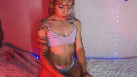 Snapshot of aliissa_moree chatting on January 11, 9:36 pm aliissa moree online show from January 11, 9:36 pm