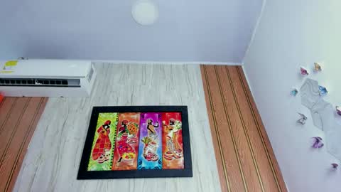 alika online show from March 7, 8:20 pm