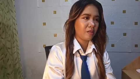 Emma online show from June 23, 4:02 pm