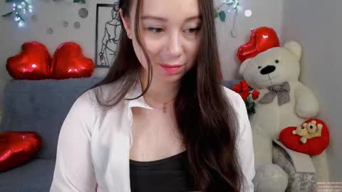 AlinaXRose online show from June 7, 12:05 am