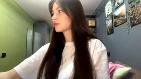 Alice online show from October 3, 10:45 am