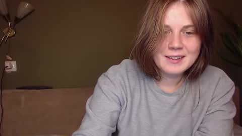 alisaxxxshy online show from September 30, 10:20 pm