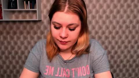 Alisia online show from February 25, 7:20 am