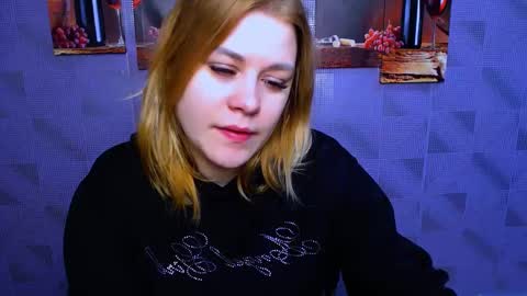 Alisia online show from February 19, 7:17 am