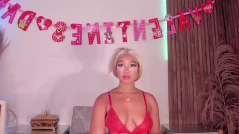 Alison Moon  online show from February 21, 10:28 am