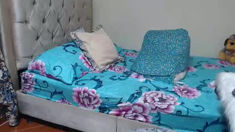 allise online show from November 6, 11:30 pm