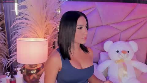 Alisse Miller online show from March 28, 3:41 am