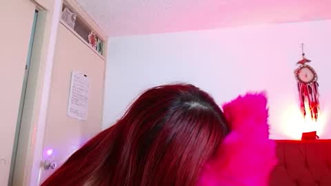 alissesallie_ online show from February 7, 2:47 am