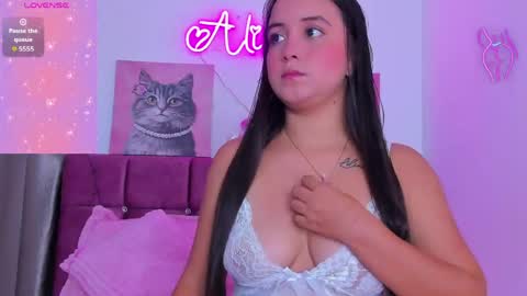 Alisson  online show from April 11, 2:21 pm