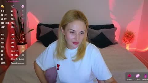 alisssarose online show from November 4, 10:55 pm