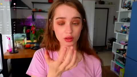 Alivia    online show from July 4, 9:35 am